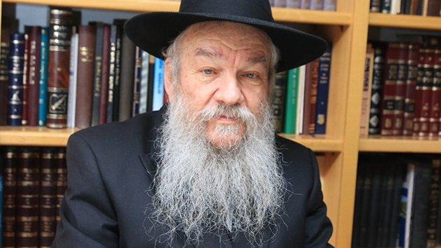 לא עוצר ב-70