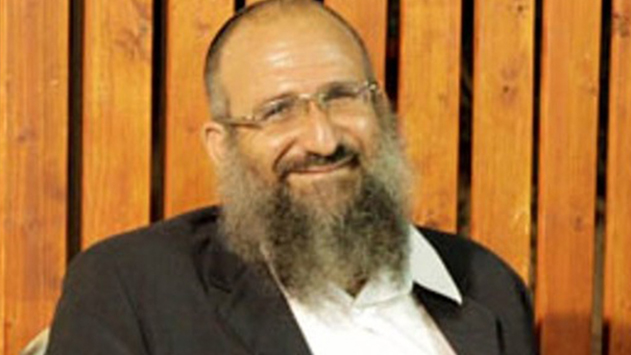 הרב יוסי רודריגז מאילת  נגד הרבנים שתמכו במתלוננות על הרב טאו