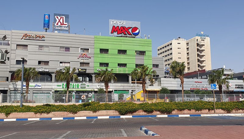 אופטימיות זהירה - בעלי עסקים באילת  מדווחים על שיפור בהכנסות