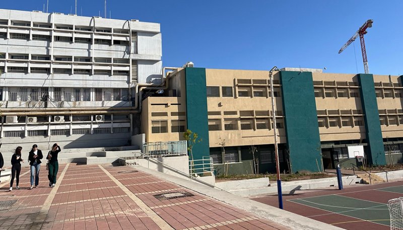 בית ספר התיכון על שם גולדווטר  מחזק יסודות 