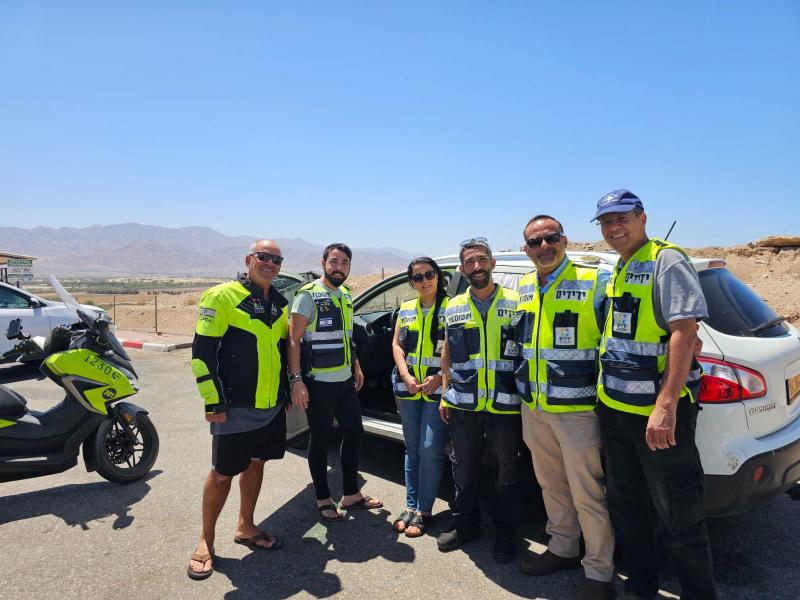 פעוטה ננעלה ברכב באילת וחולצה בשלום 