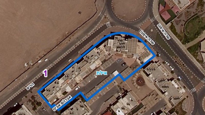דירה בבניין ברחוב אברהם אבינו מבקשת  תוספת זכויות למחסן בגודל 132 מ''ר
