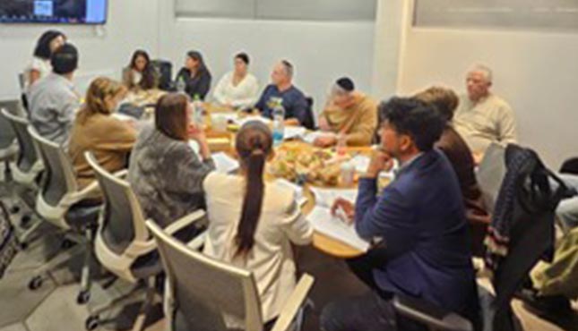הוועדה המקומית הכריעה: הקבלן הבונה את  המרכז ברובע 2 יהיה כפוף להחלטת התושבים