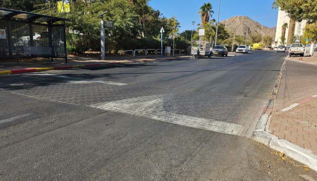 דיירי שכונת מערב 7 דורשים: הגביהו לנו את פסי ההאטה בשכונה