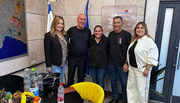 מאמנת מצטיינת