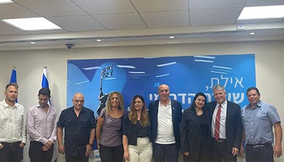 אילת מגייסת עובדים לענף התיירות