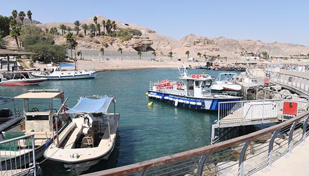 מזח תיירות אילת: מאזן קטן, חוף עם עתיד גדול