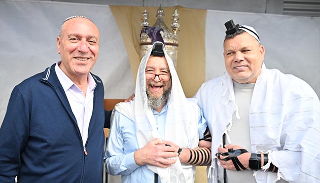 בר מצווה בגיל 57 באילת