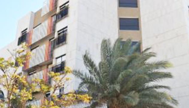 חצי שנה אחרי ההבטחות:  קשישי הדיור המוגן עדיין בלי מעליות