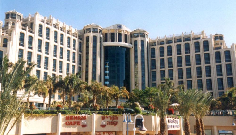 התוכנית להגדלת מלון מלכת שבא  חוזרת לבחינה
