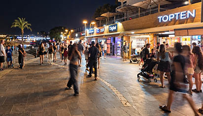 ניפץ את דלתות מגה ספורט באילת:  14 חודשי מאסר בסך הכל