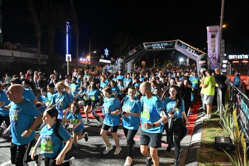 כל אילת רצה יחד במרוץ הלילה