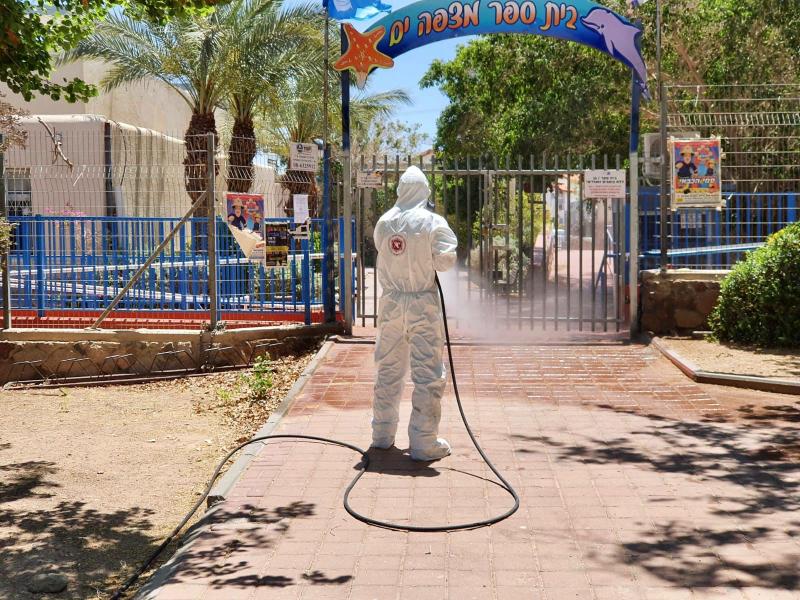 וזה מה שעשו כוחות הכיבוי בבתי הספר השבוע
