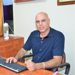 שניר עוזיאל - השדכן של הנדל"ן