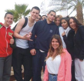 ברוכה הבאה 2012