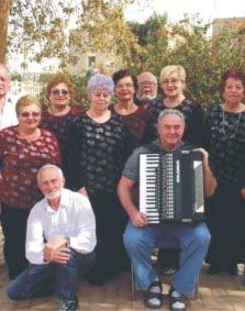 בני 70 פלוס חוגגים בת מצווה
