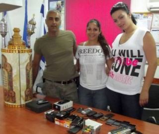 חשד: נגנב כיסוי מפואר של ספר תורה 
