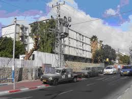 נער זר בן 13 חשוד בגרימת נזק בחצר בית כנסת
