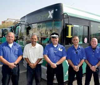 מאחורי ההגה