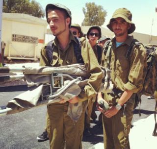 חיילים ליום אחד