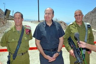 וידיאו ותמונות: שר הביטחון ב'כיפת ברזל'