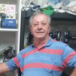משה שניידר – תיקון ומכירת מכונות תפירה