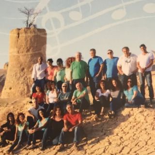 להקת רוח דרומית מארחת