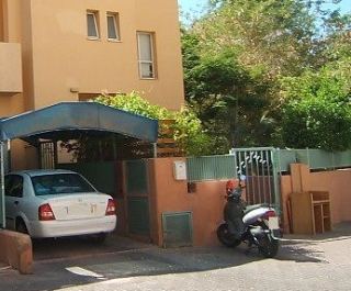 האב התלונן במשטרה: בתי גנבה את הרכב