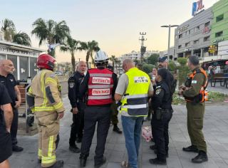 אילת עוברת למתכונת חירום: הלימודים בוטלו, החופים נסגרו והמקלטים נפתחו
