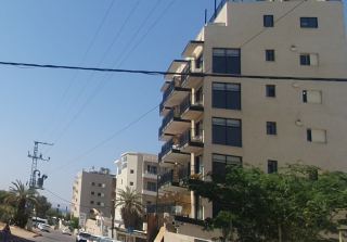 עיריית אילת נלחמת בעסקי אירוח ותיירות הפועלים ללא רישוי