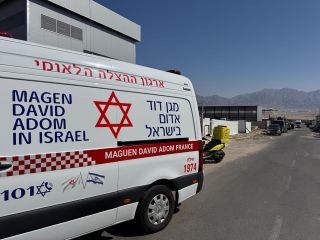 פועל נפל אל מותו מגובה רב באילת 