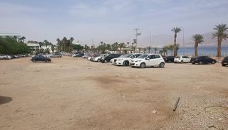 בשורות רעות ליורדים לסיני - עיריית אילת תאסור חניית רכבים בחוף הדרומי