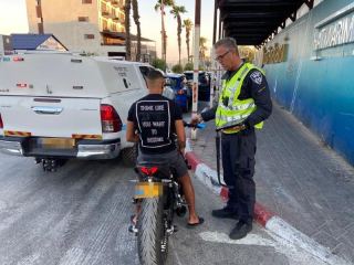 74 כלי רכב עם מנועים משופרים הורדו מהכביש באילת השבוע