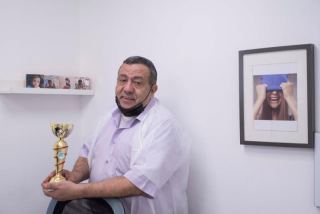 הרופא הצבאי שהפך לאימפריה של מרפאות שיניים