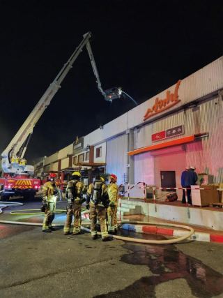 במהלך השבת: שריפה בחנות ׳׳לומדעת׳׳ באילת