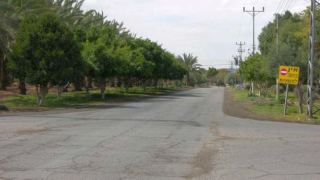 קיים יחסי מין עם העובדת התאילנדית ויפצה אותה במאה אלף שקלים