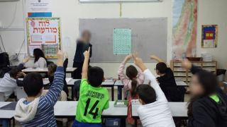 פעילות חב”ד בבתי הספר