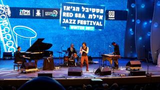 חורף ג'אזי שכזה - קר בחוץ וחם בג'אז