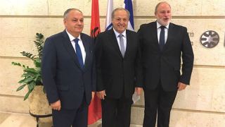 מנשה גץ מונה  לקונסול כבוד  של אלבניה באילת