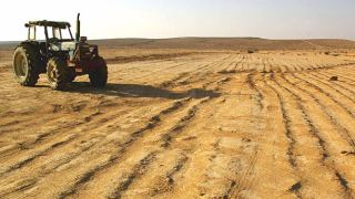 במסגרת יום פתוח בערבה העניקו פקחי רשות הטבע והגנים יעוץ לחקלאים 