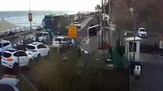 סכנת חיים: מחסום שהקימה רשות שדות התעופה מעורר מחלוקת וגורר אלימות 