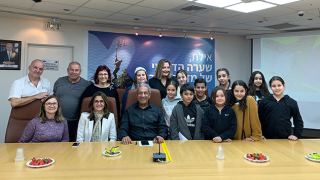 נואמים צעירים