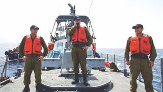 זירת הים במפרץ  אילת מחליפה מפקד