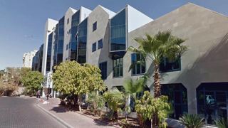 גורש רעב לרחוב בערב יום הזיכרון,  באמצע הסגר – ופשוט ''איבד את זה''