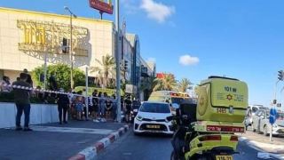 תושב אילת נרצח בפתח קניון  הזהב בראשון לציון