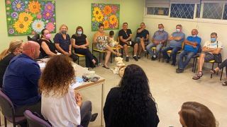 הישג: עמותת נגישות ישראל ונהגי  המוניות הנגישות באילת מחפשים  יחד פתרונות לשיפור השירות