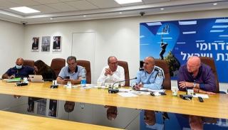 מגבירים אכיפה