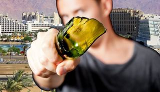 כתב אישום נגד התוקף בכניסה למלון פגסוס באילת