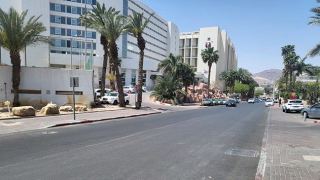 העבודות הסתיימו  מעברי החציה לא סומנו