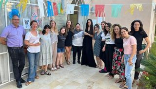 יצאו מהמגירה